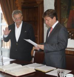 posesion-guillermo-gonzalez.jpg